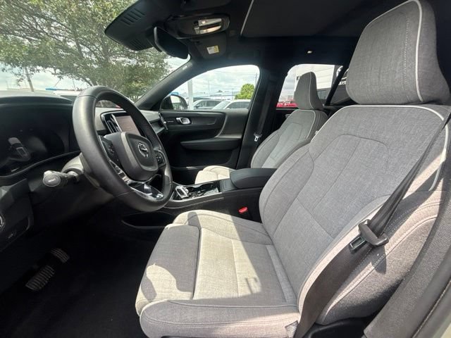 Used 2023 Volvo XC40 Recharge Ultimate AWD/4WD image 10