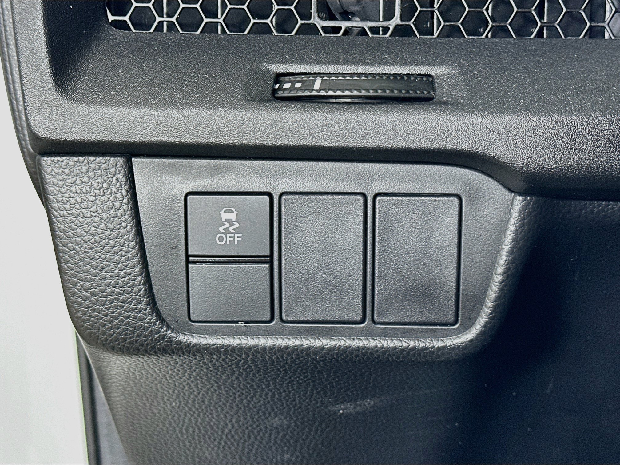Used 2025 Honda CR-V EX image 10