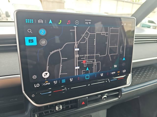 Used 2025 Volkswagen ID. Buzz Pro S RWD image 23
