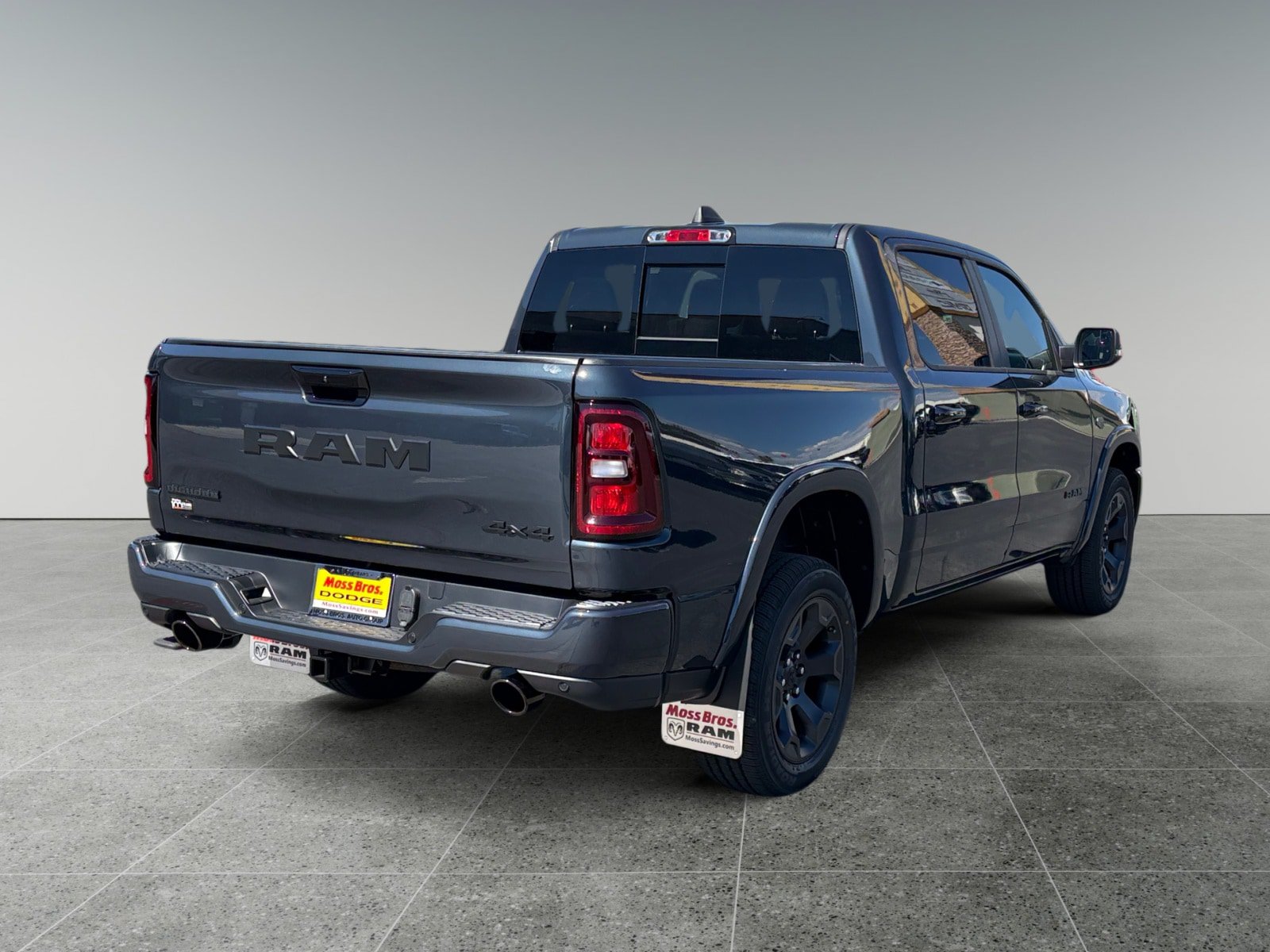 New 2027 RAM 1500 4x4 Crew Cab image 5