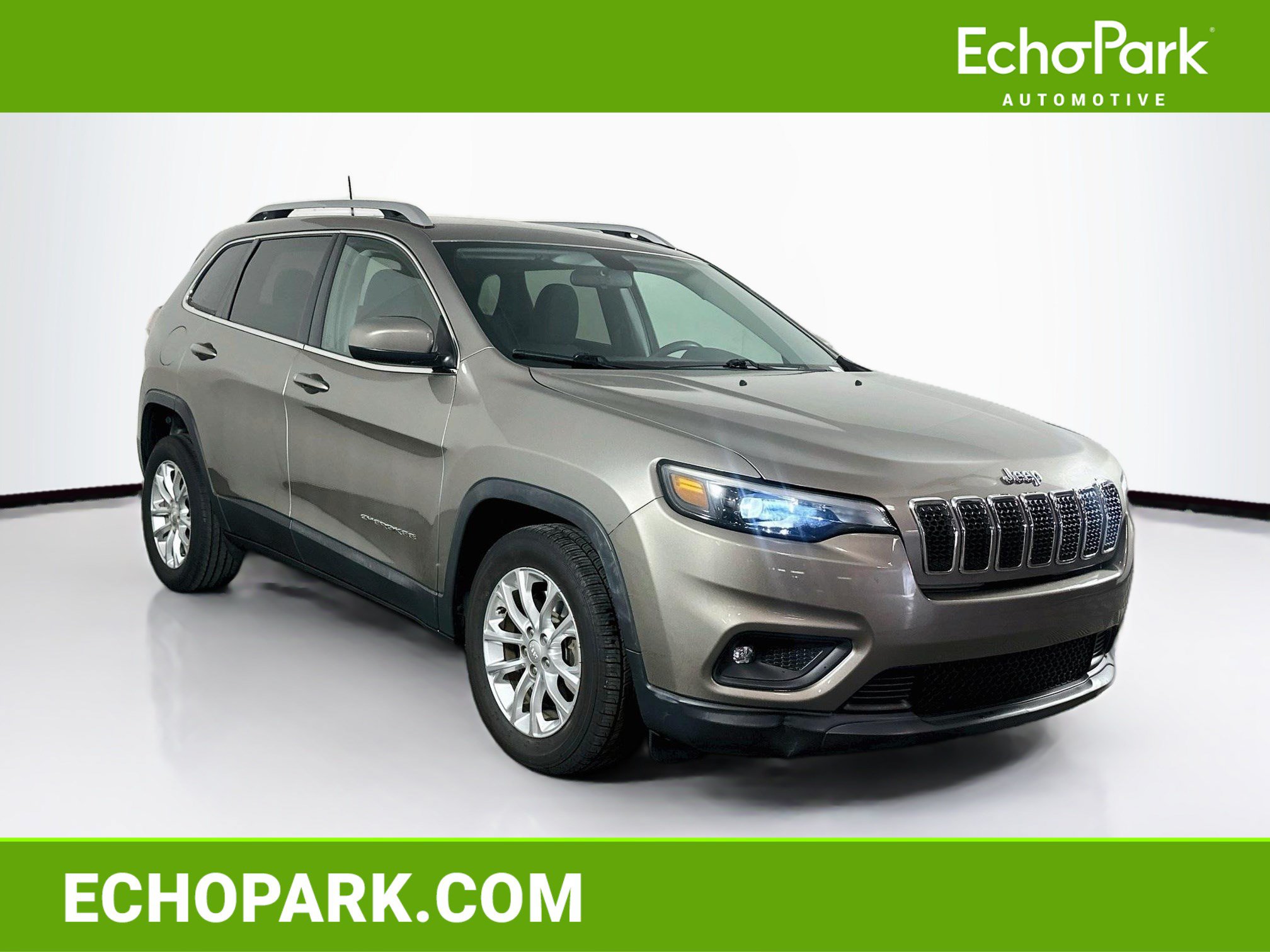 Used 2019 Jeep Cherokee Latitude w/ Popular Appearance Group