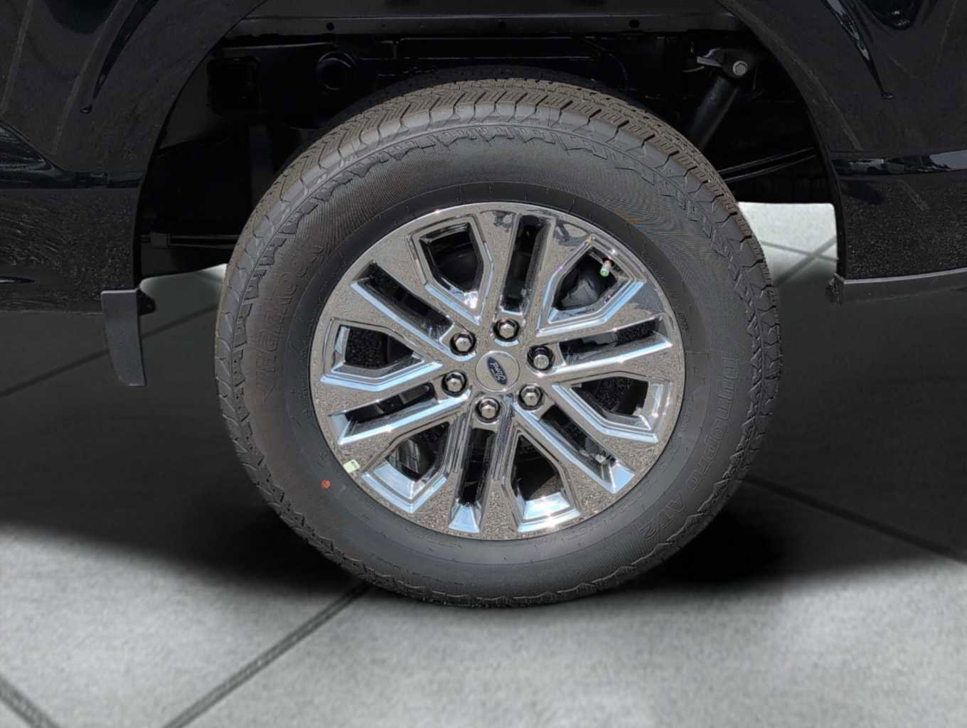 New 2025 Ford F150 Lariat w/ Equipment Group 502A High image 20