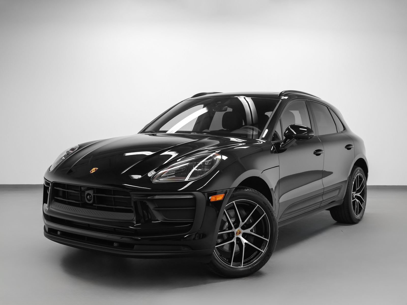 New 2026 Porsche Macan AWD/4WD image 6