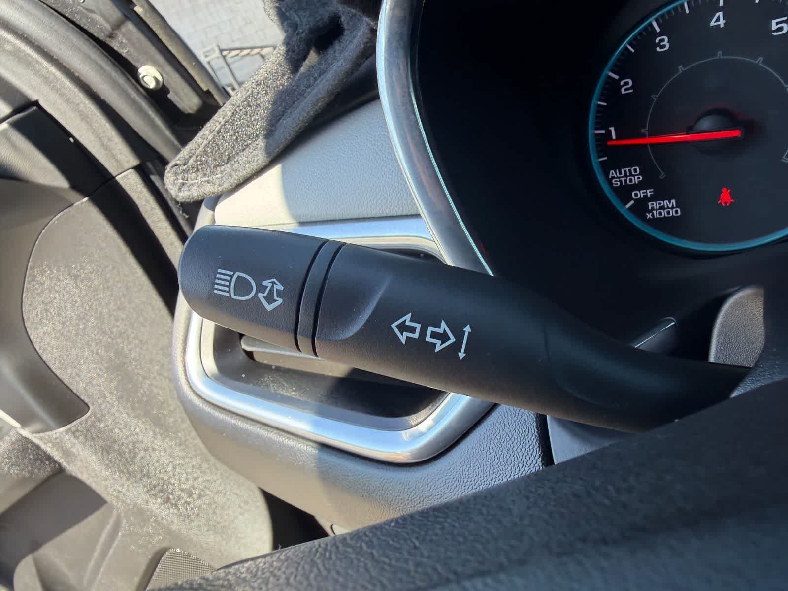Used 2019 Chevrolet Equinox LS FWD image 21