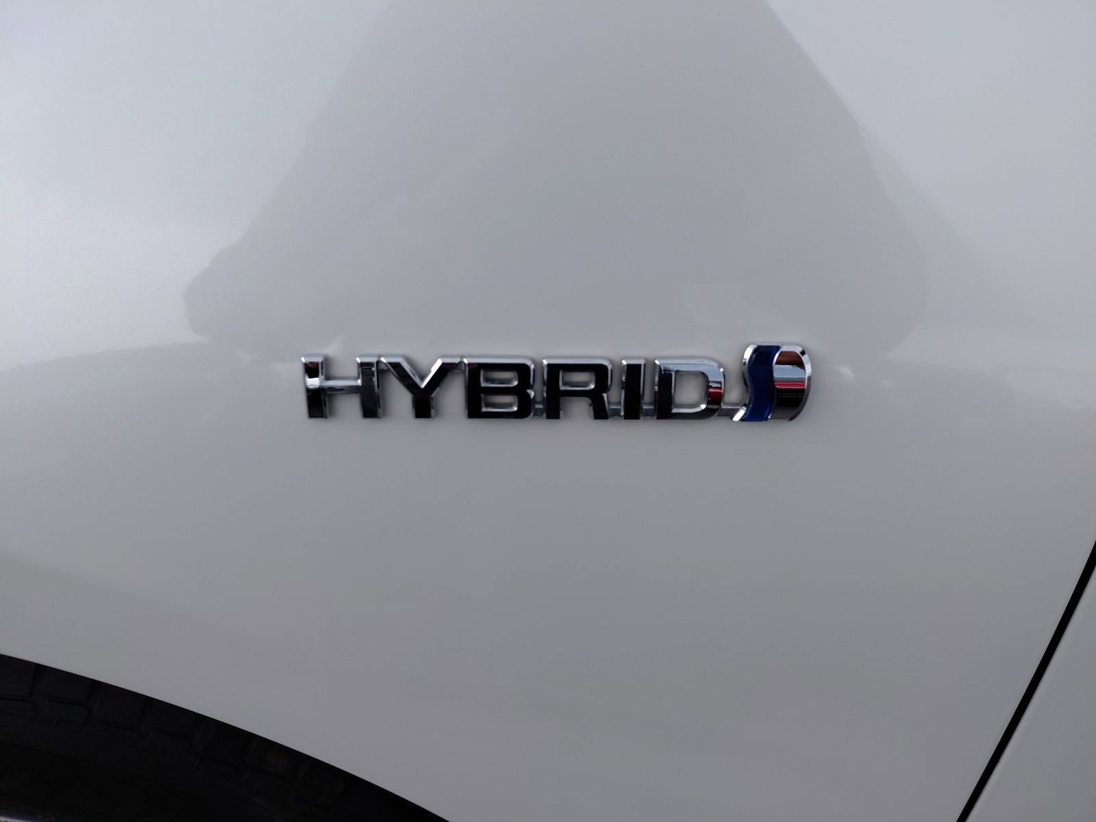 Certified 2018 Toyota Prius Two w/ Prius Two Safety Plus Package FWD image 11