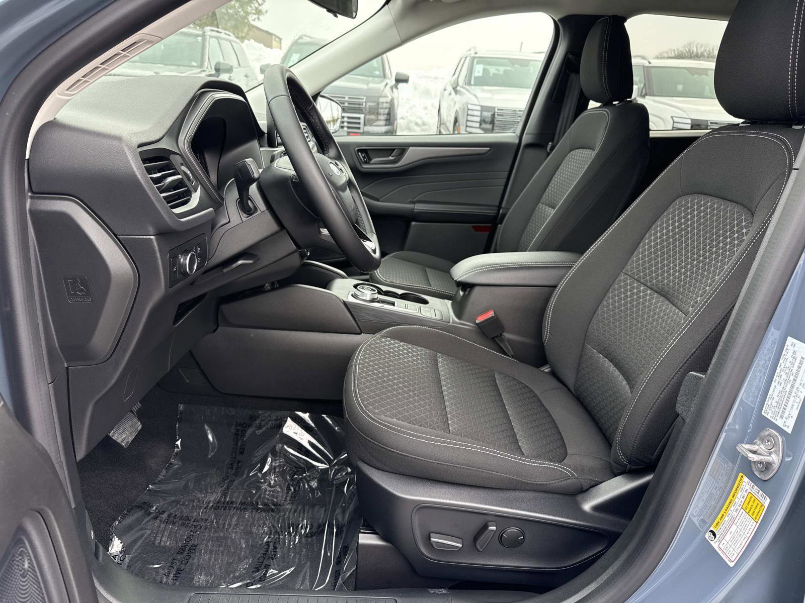 Used 2024 Ford Escape Active image 24