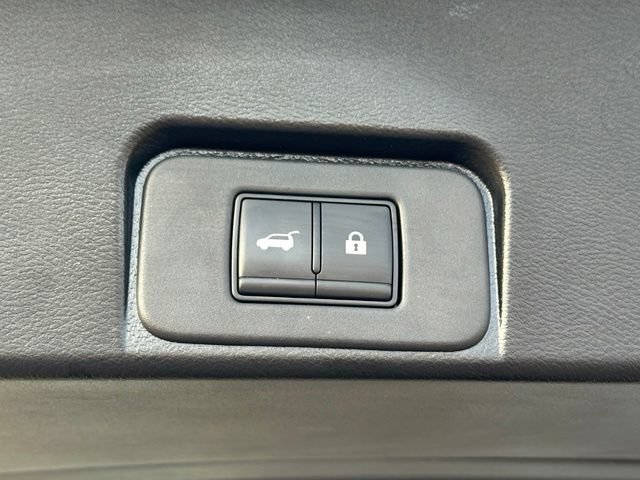 Certified 2023 Nissan Rogue SL w/ SL Premium Package AWD/4WD image 19