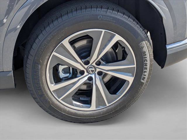 Used 2025 Lexus RX 350 FWD w/ Accessory Package image 23