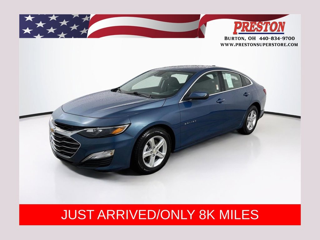 Used 2025 Chevrolet Malibu LS FWD image 1