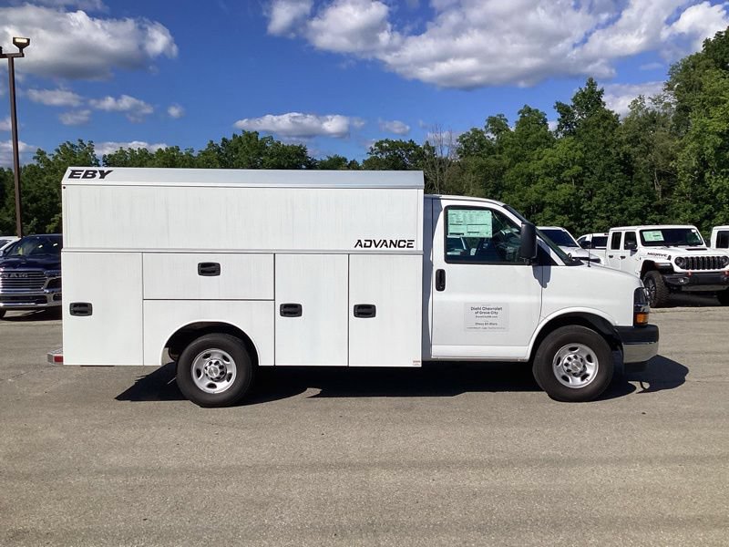 New 2026 Chevrolet Express 3500 w/ Power Convenience Package RWD image 8