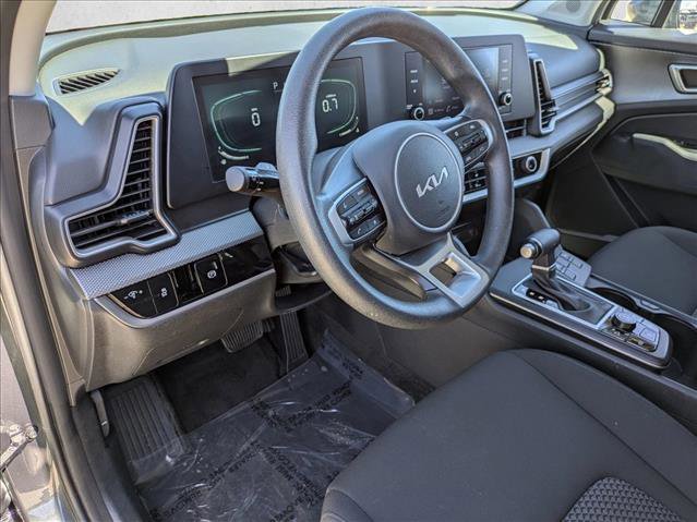 Used 2024 Kia Sportage LX image 9
