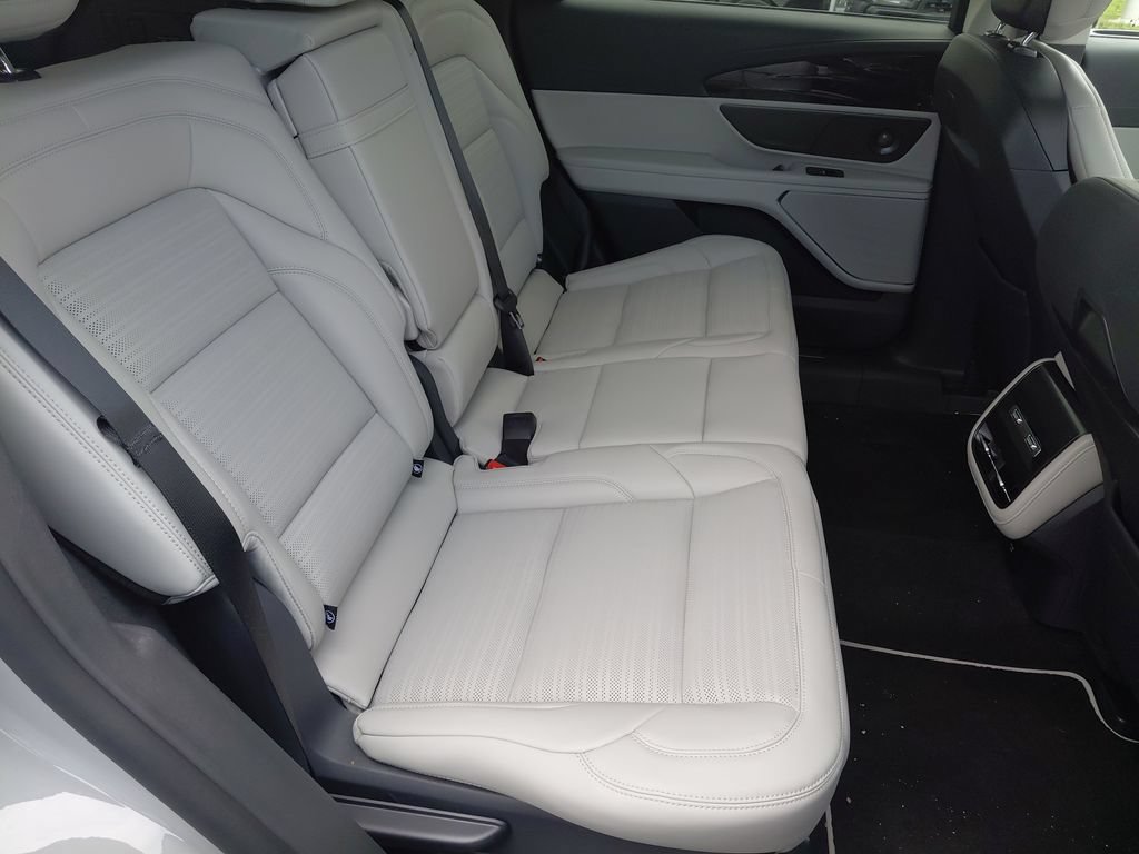 New 2026 Lincoln Nautilus Reserve w/ Jet Appearance Package AWD/4WD image 35
