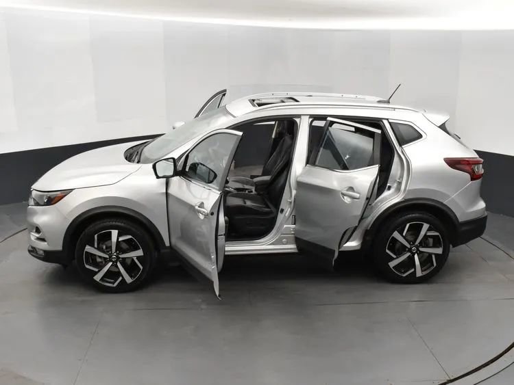 Used 2022 Nissan Rogue Sport SL w/ Premium Package AWD/4WD image 7