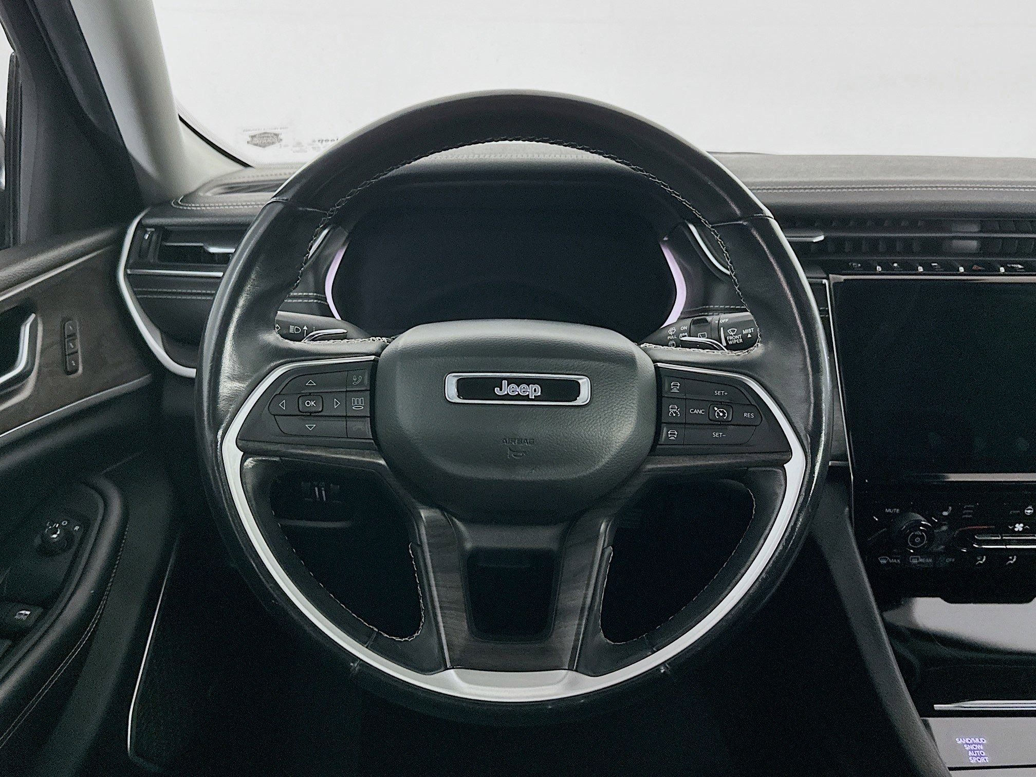 Used 2021 Jeep Grand Cherokee L Limited image 18