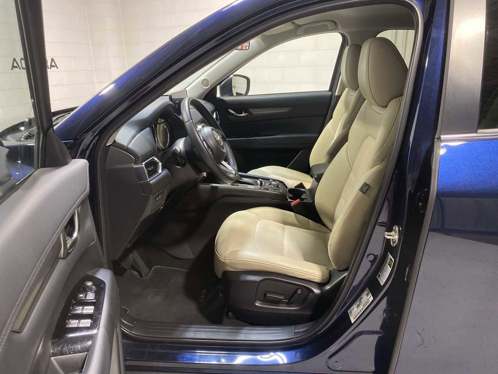 Used 2023 MAZDA CX-5 AWD 2.5 S w/ Select Package image 2
