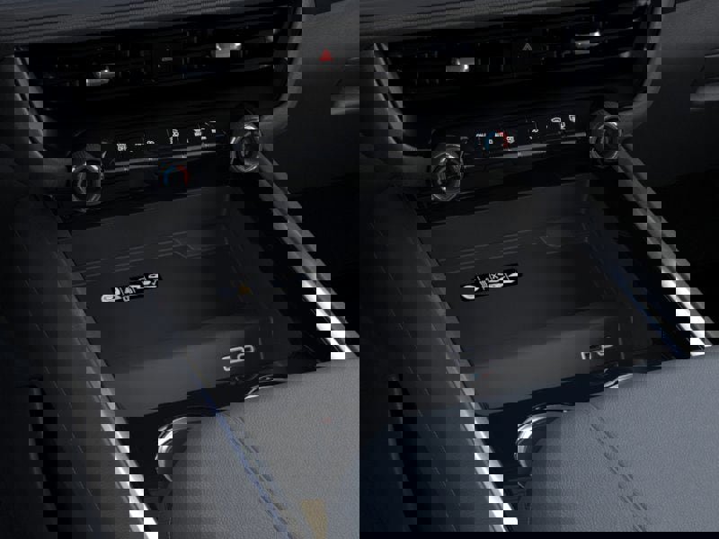 New 2026 Chevrolet Suburban LT image 23