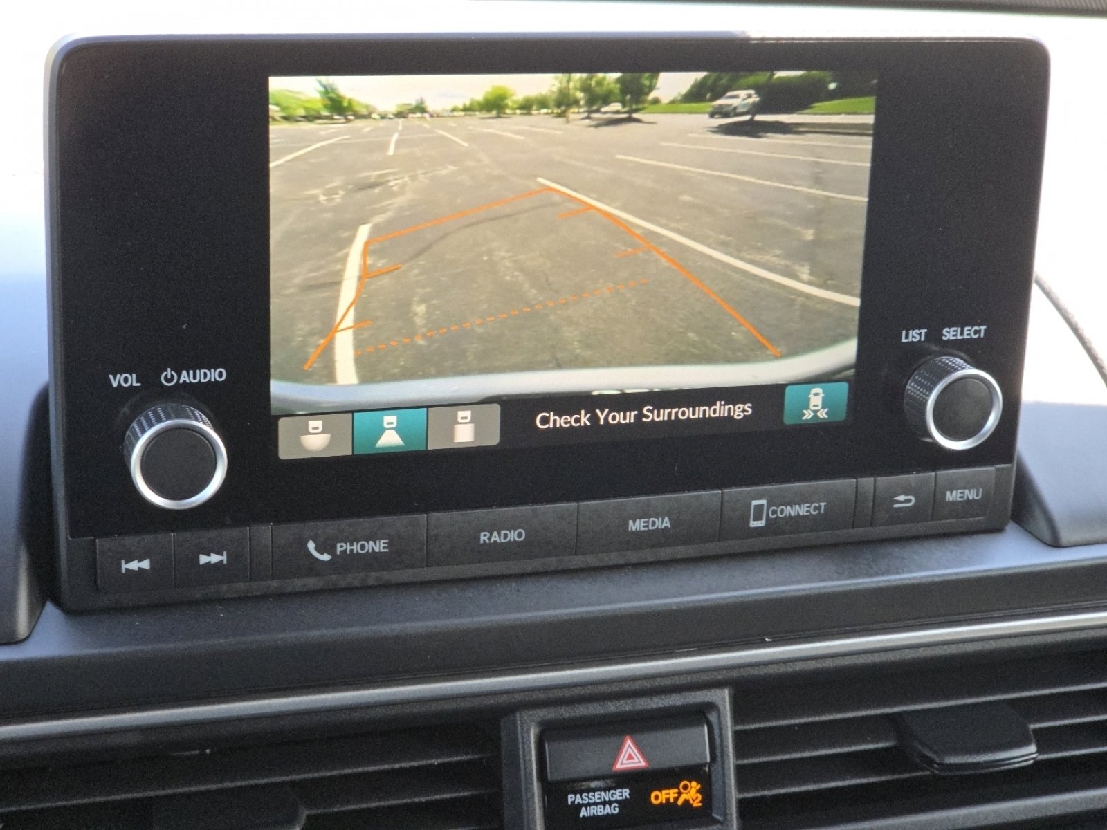 Certified 2025 Honda Pilot Sport image 10