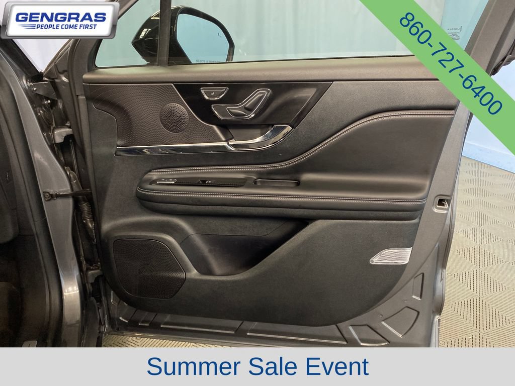 Used 2025 Lincoln Corsair AWD w/ Equipment Group 101A image 46
