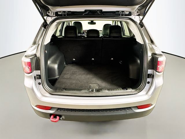 Used 2020 Jeep Compass Trailhawk image 24