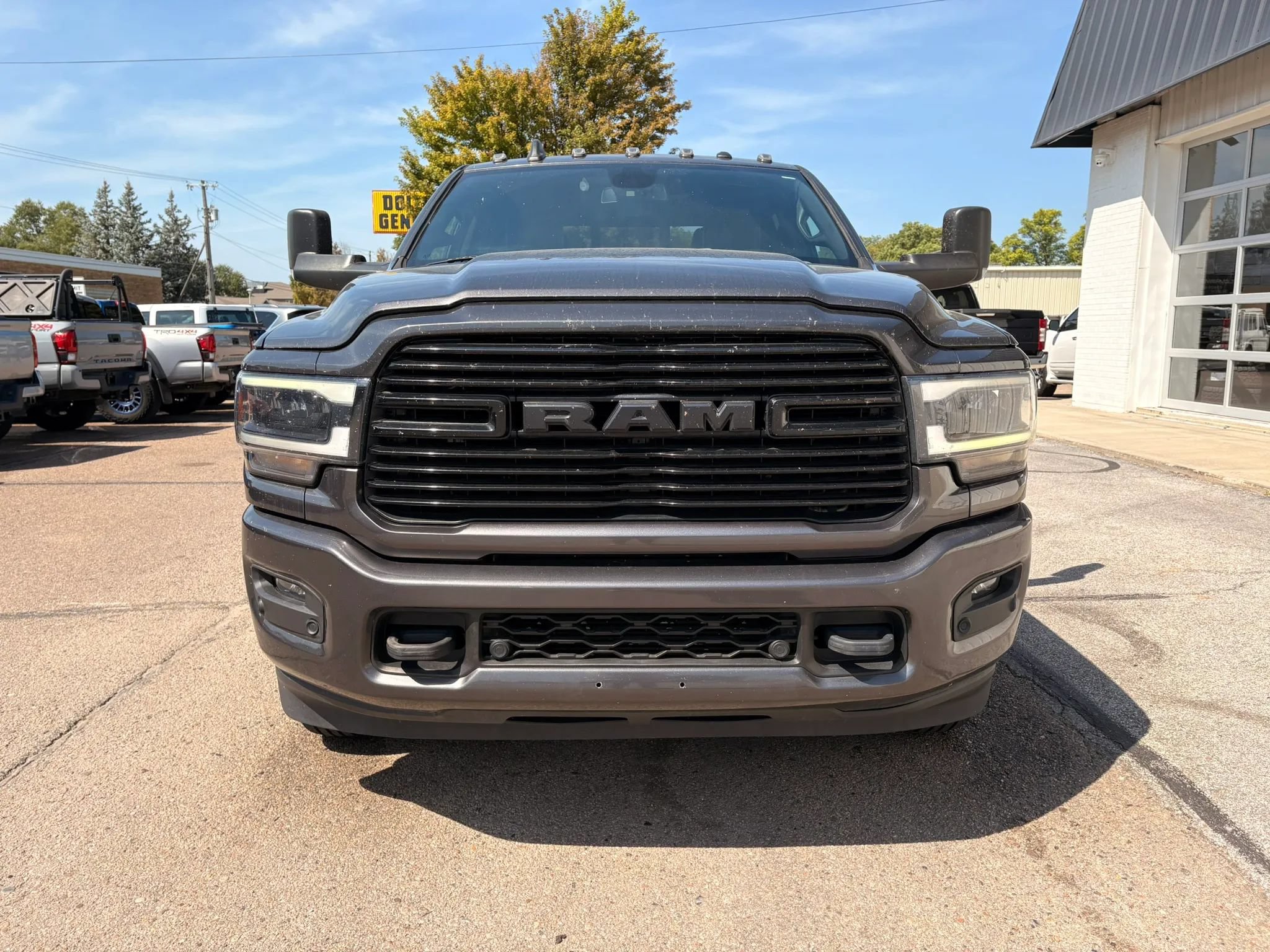 Used 2021 RAM 3500 Laramie w/ Night Edition AWD/4WD image 3