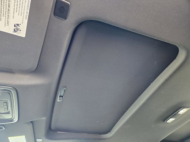 Used 2024 GMC Sierra 1500 AT4 w/ Technology Package AWD/4WD image 27