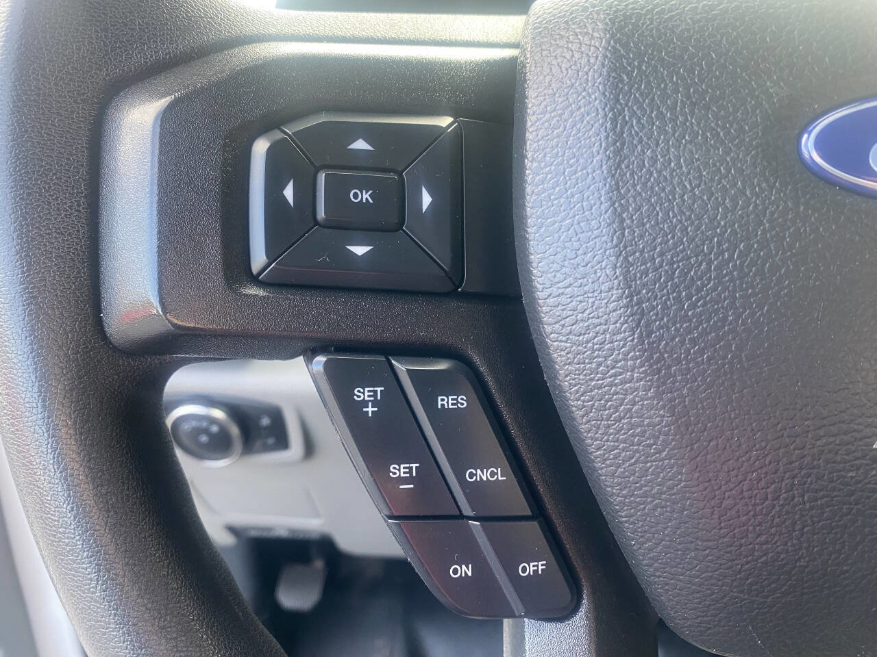 Used 2022 Ford F250 XL w/ Power Equipment Group image 20