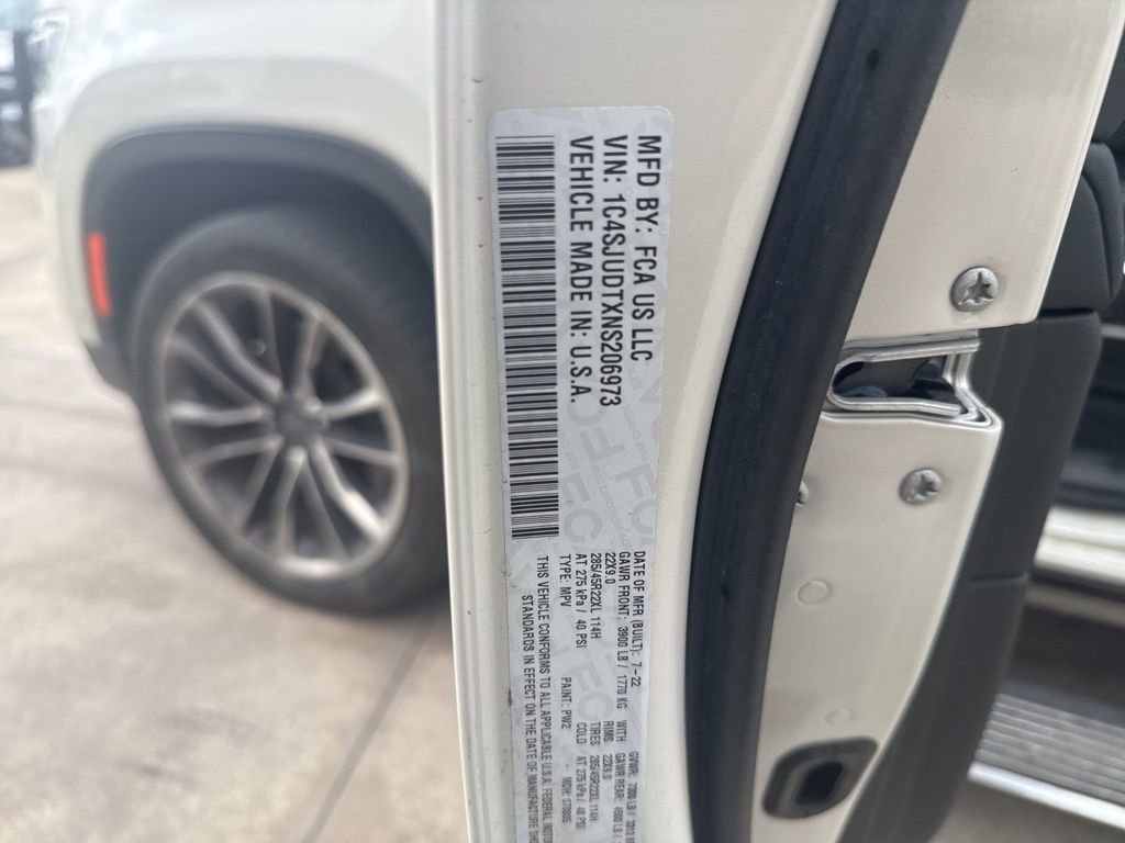 Used 2022 Jeep Wagoneer Series III w/ Premium Group I image 31