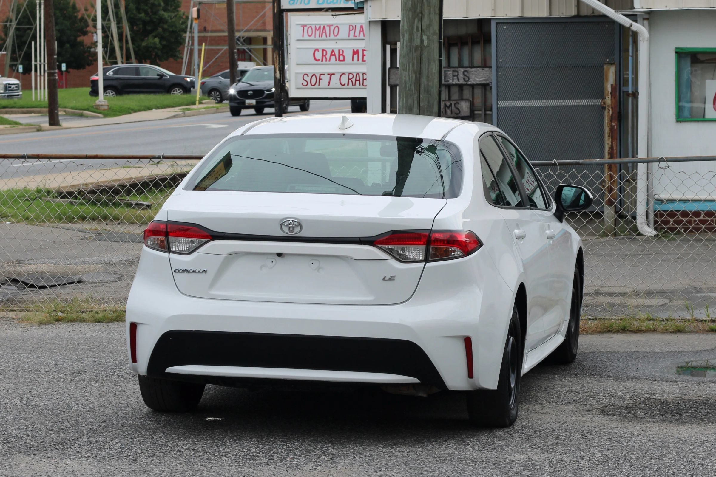 Used 2022 Toyota Corolla LE FWD image 8
