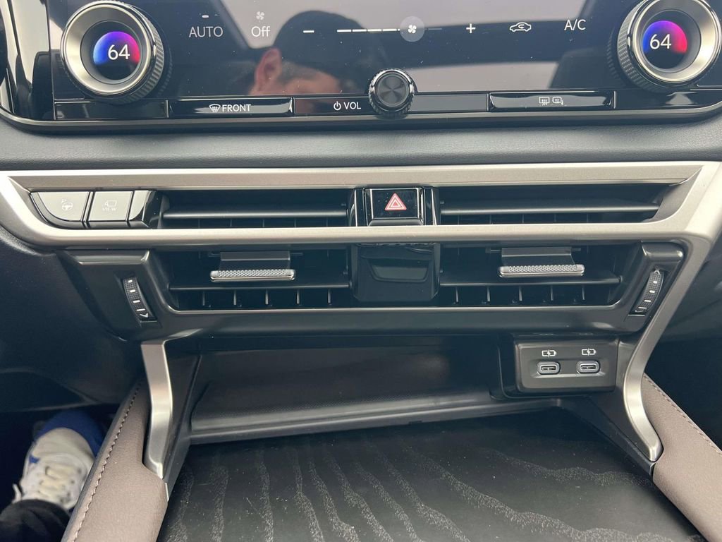 New 2026 Lexus RX 450h AWD image 29