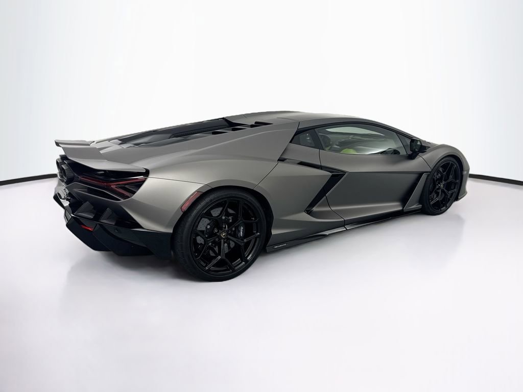 Used 2026 Lamborghini Revuelto AWD/4WD image 5
