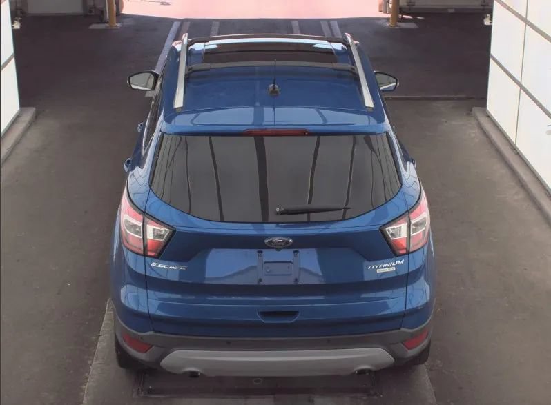 Used 2017 Ford Escape Titanium FWD image 4