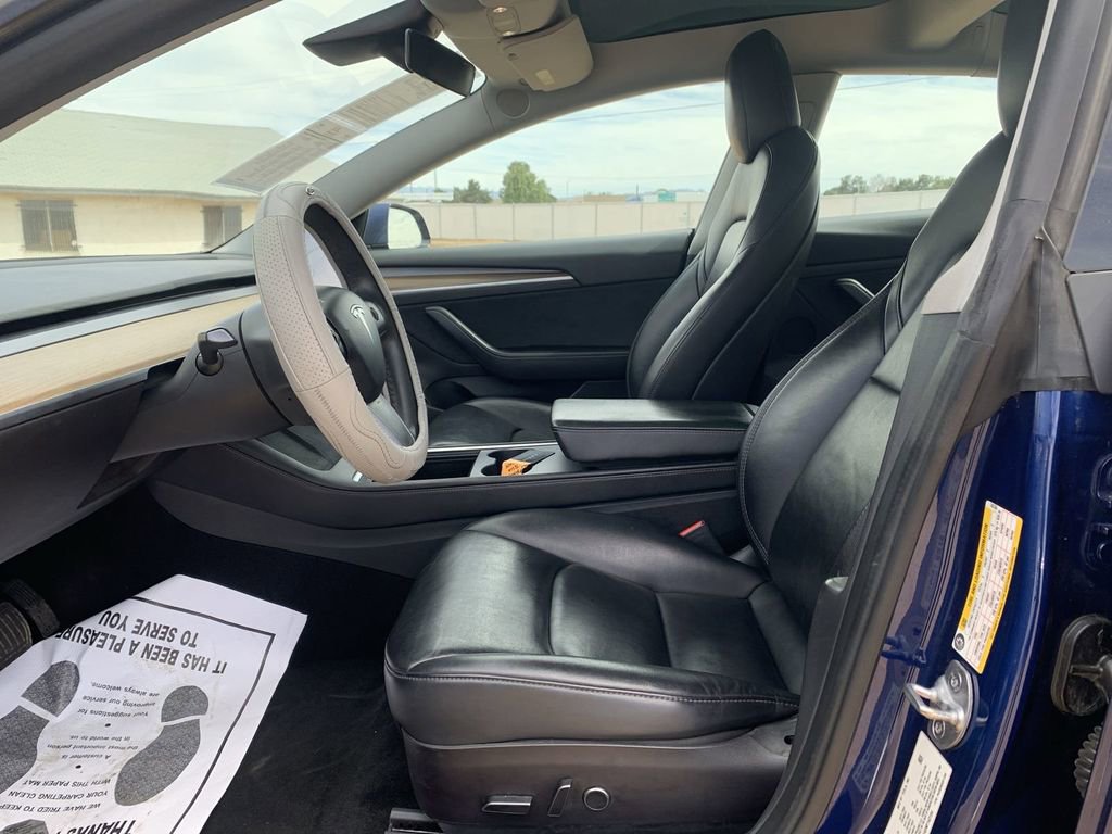 Used 2022 Tesla Model 3 image 17