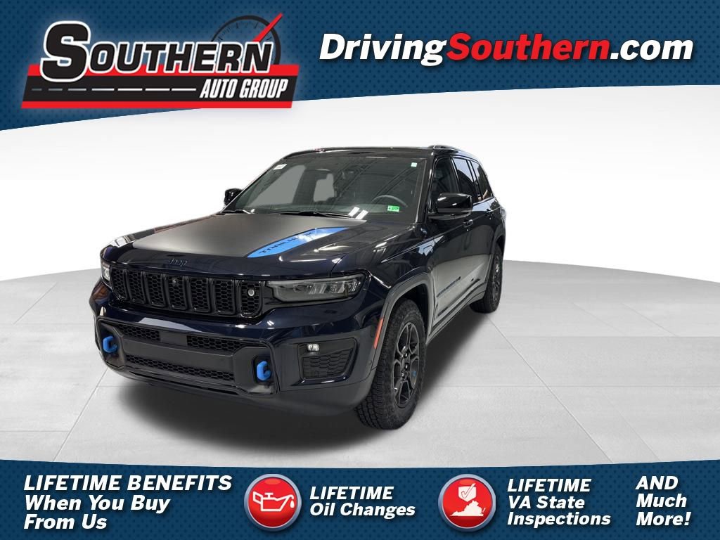 New 2024 Jeep Grand Cherokee Trailhawk w/ Advanced Protech Group II