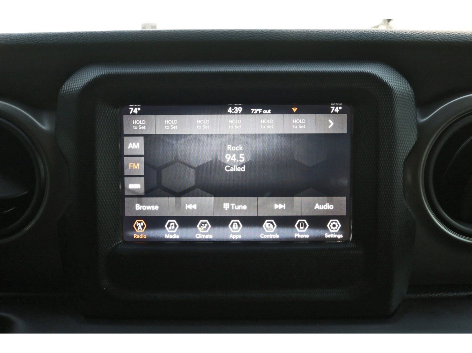 Used 2022 Jeep Wrangler Unlimited Sport image 24