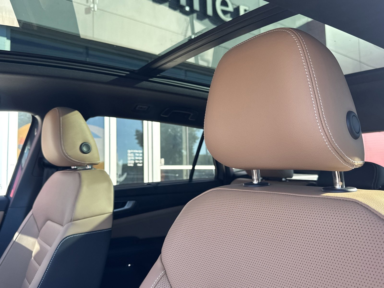 New 2026 Volkswagen Atlas Cross Sport SEL image 17