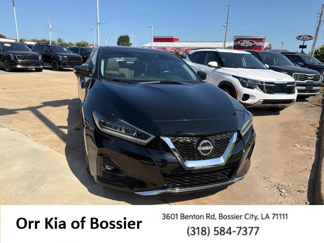 Used 2023 Nissan Maxima Platinum w/ Sport Mat Group FWD image 3