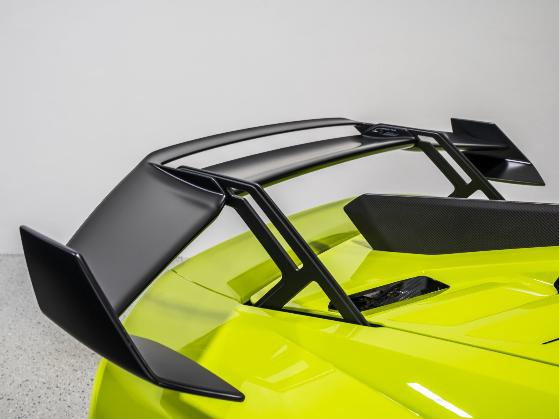 Used 2023 Lamborghini Huracan STO RWD image 23