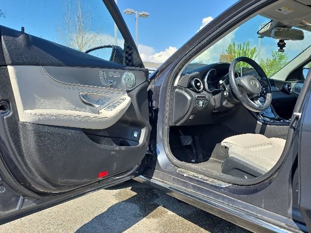 Used 2016 Mercedes-Benz C 300 4MATIC Sedan image 14