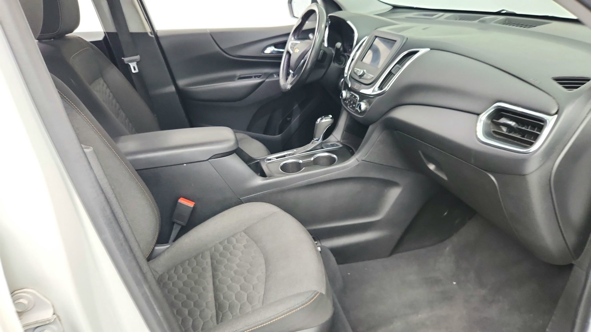 Used 2020 Chevrolet Equinox LT AWD/4WD image 26