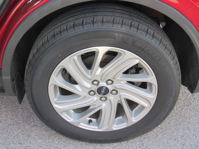 Used 2022 Lincoln Corsair FWD image 13