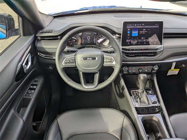 New 2026 Jeep Compass Latitude image 16