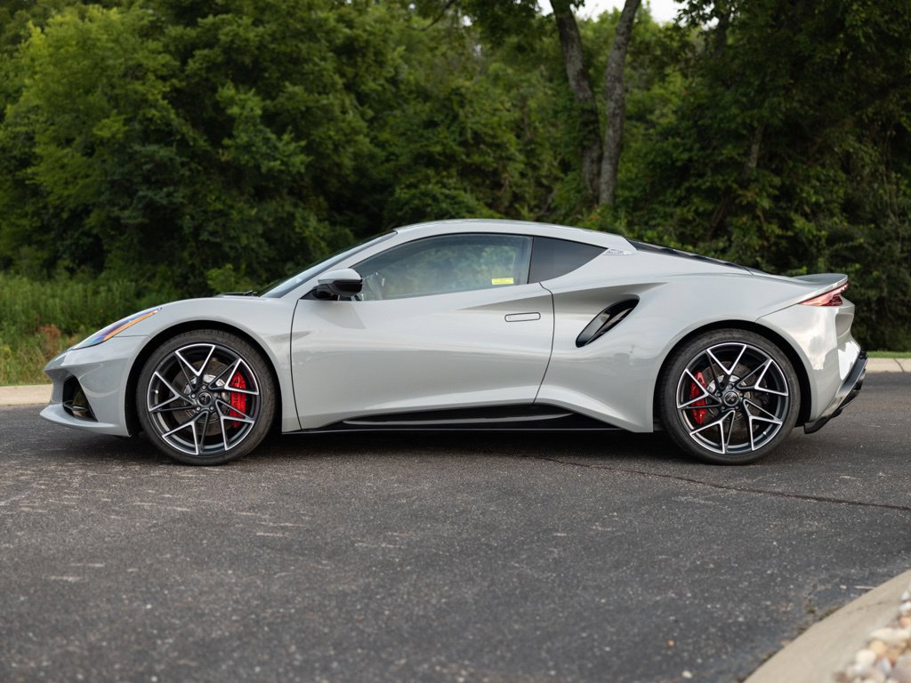 New 2026 Lotus Emira RWD image 3