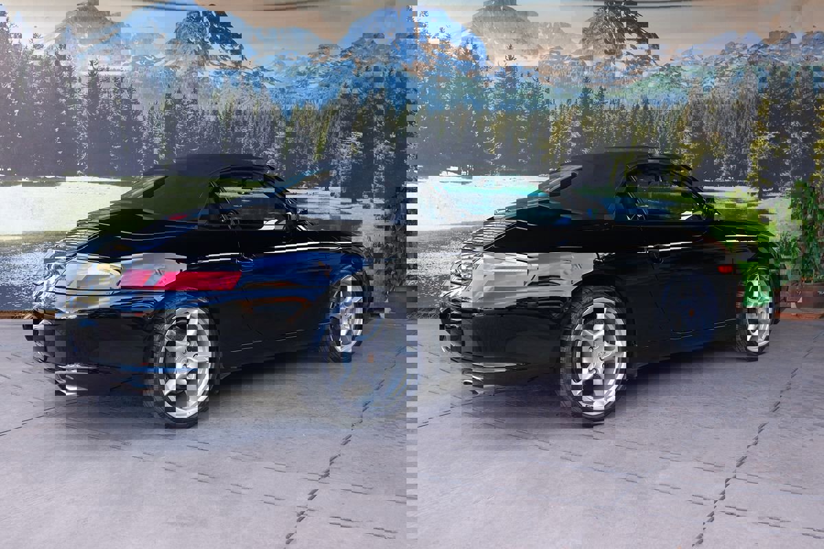 Used 2004 Porsche 911 Carrera image 5