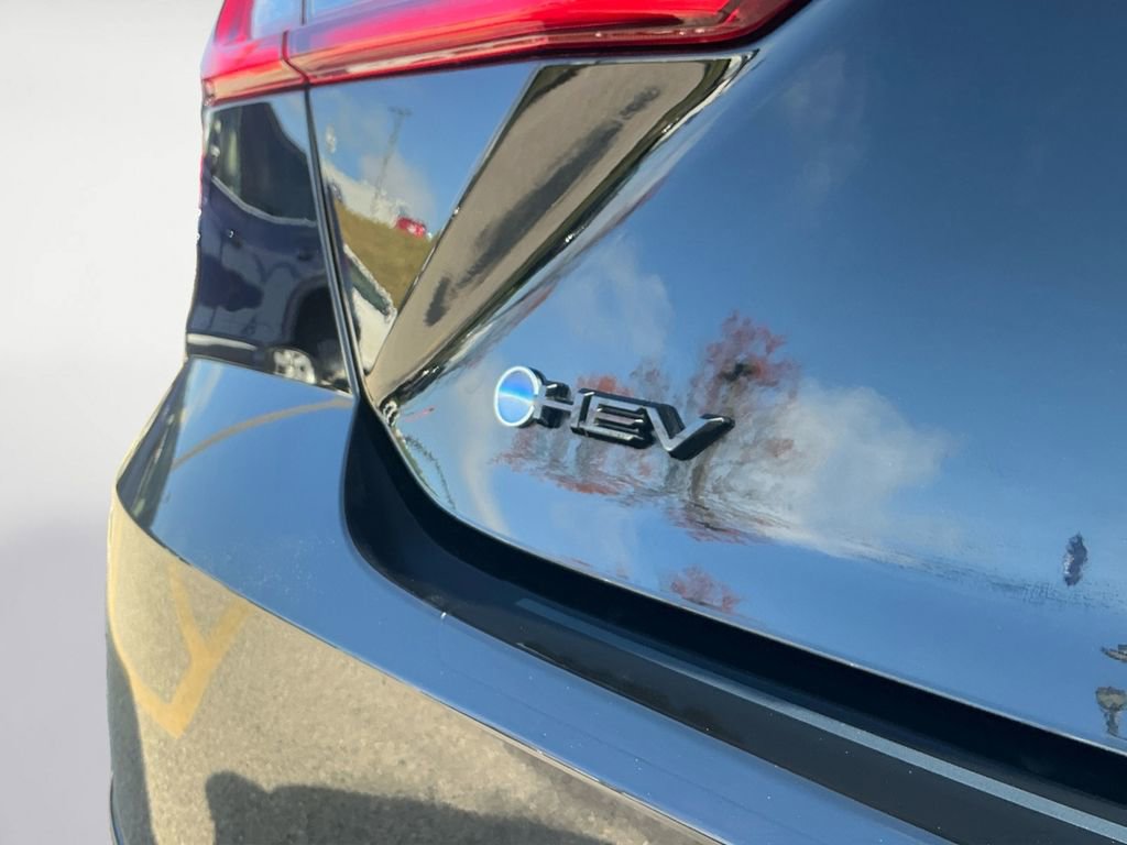 Used 2025 Toyota Camry XLE image 23