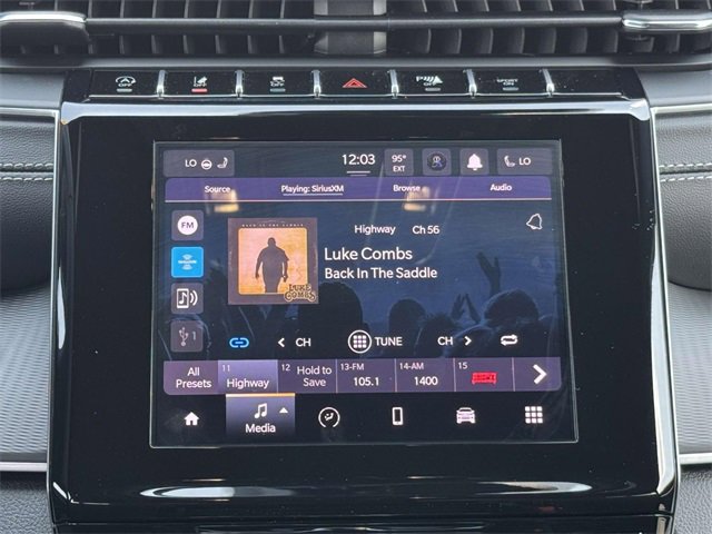 New 2025 Jeep Grand Cherokee L Laredo w/ Luxury Tech Group I image 3