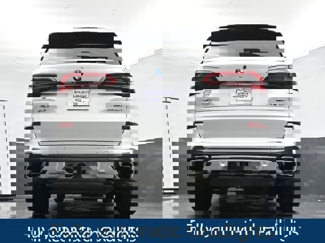 Used 2019 BMW X5 xDrive50i w/ M Sport Package image 33