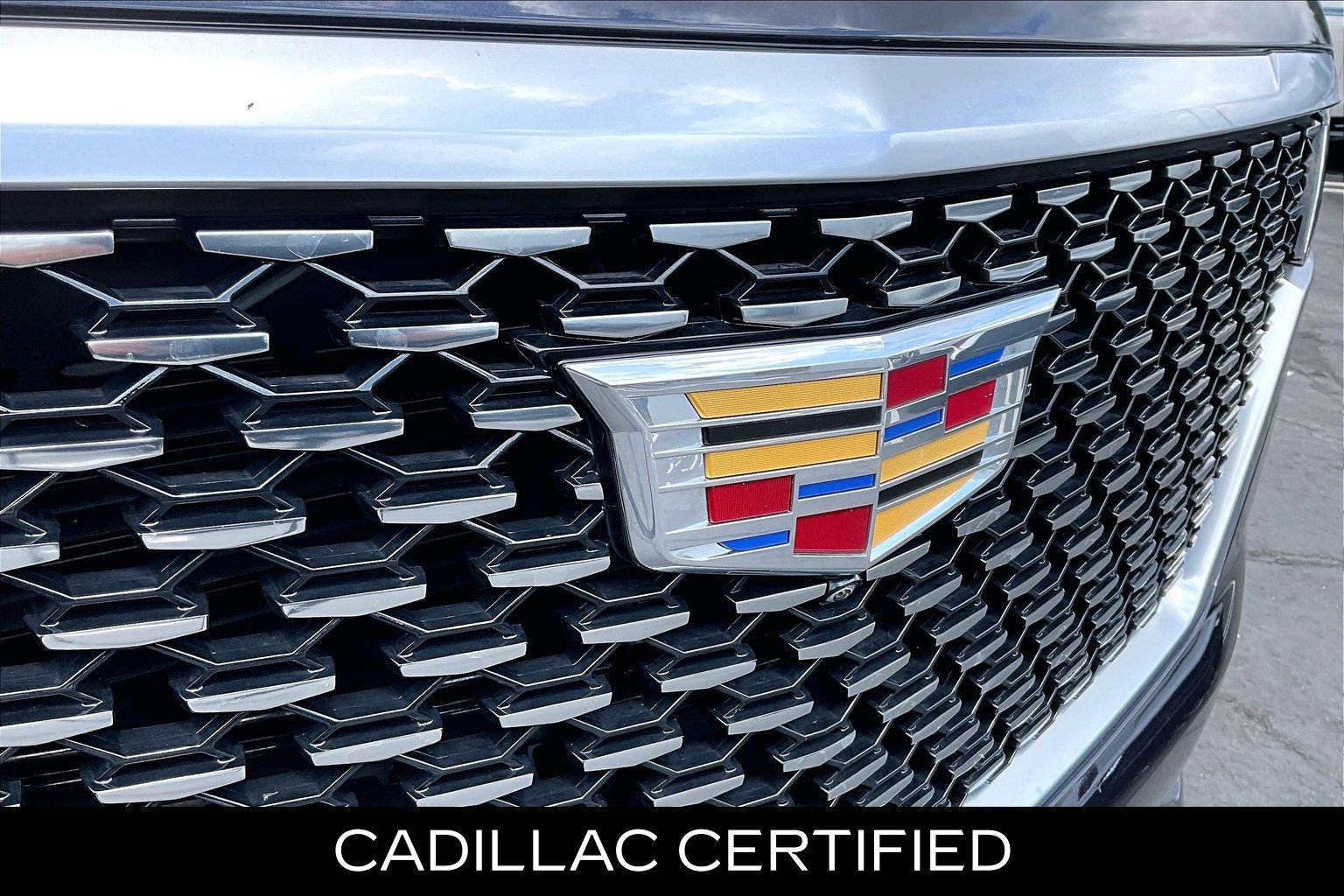Certified 2023 Cadillac Escalade Premium Luxury AWD/4WD image 29