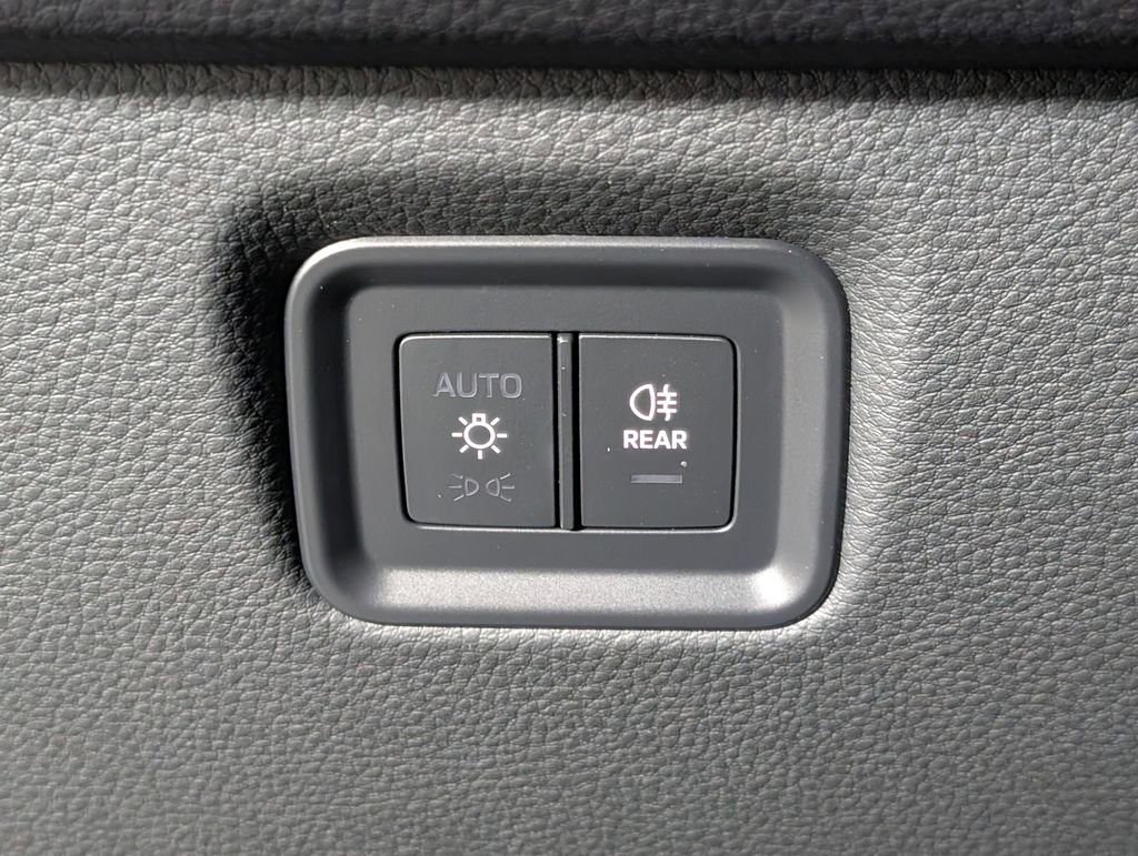 New 2026 Porsche Cayenne Coupe image 33