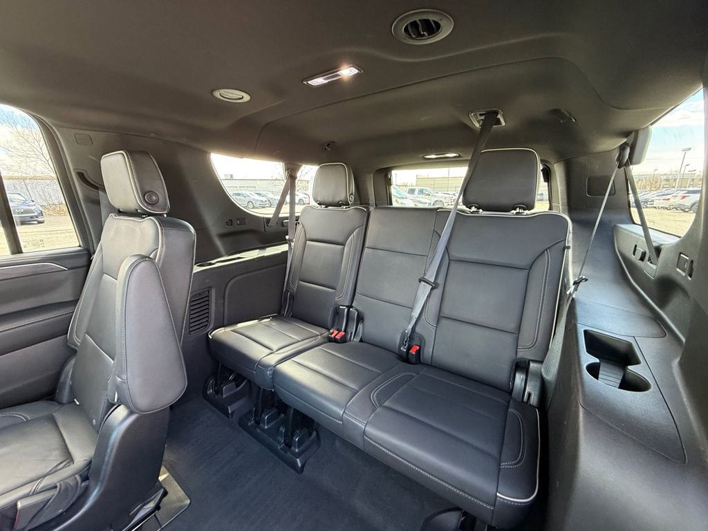 Used 2021 GMC Yukon XL SLT w/ Rear Media and Nav Package image 22