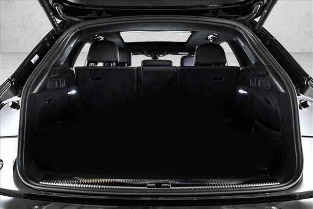 Certified 2025 Audi Q5 e Premium Plus w/ Premium Plus Package image 6